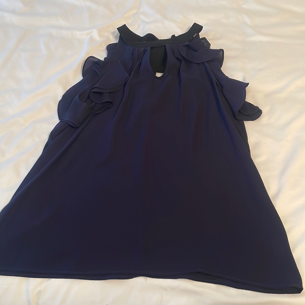 Macy’s polyester sleeveless blouse